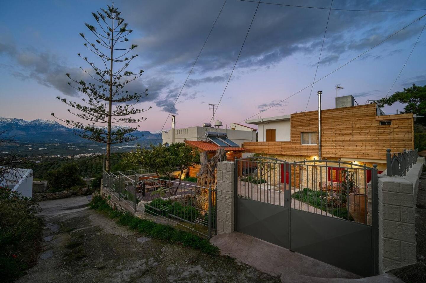 Physis Country House Near Matala Beach & Faistos Kouses Экстерьер фото